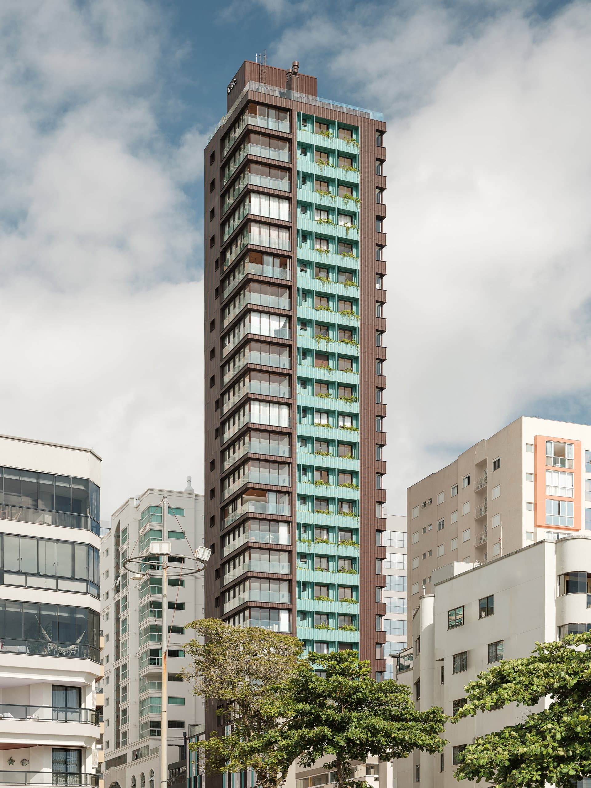 143 Mayfair — imagem 10