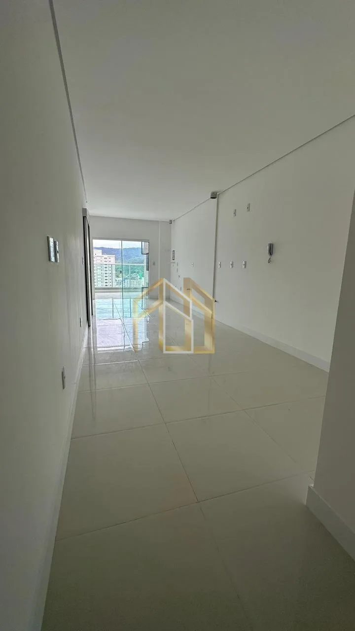 Apartamento 2q em Perequê, Porto Belo SC