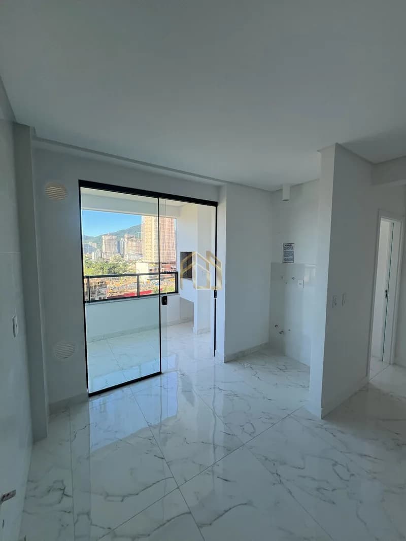 Apartamento 2q em Balneário Perequê, Porto Belo SC