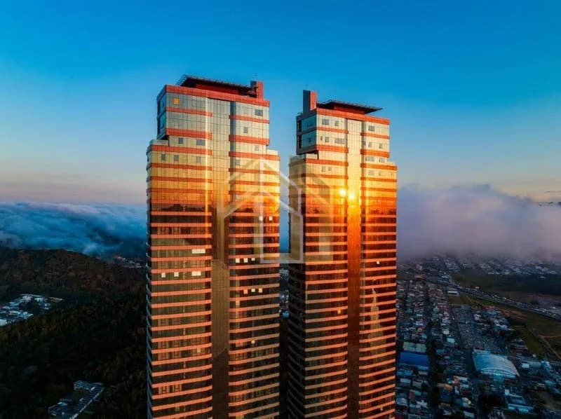 Apartamento 4q em Barra Sul, Balneário Camboriú SC