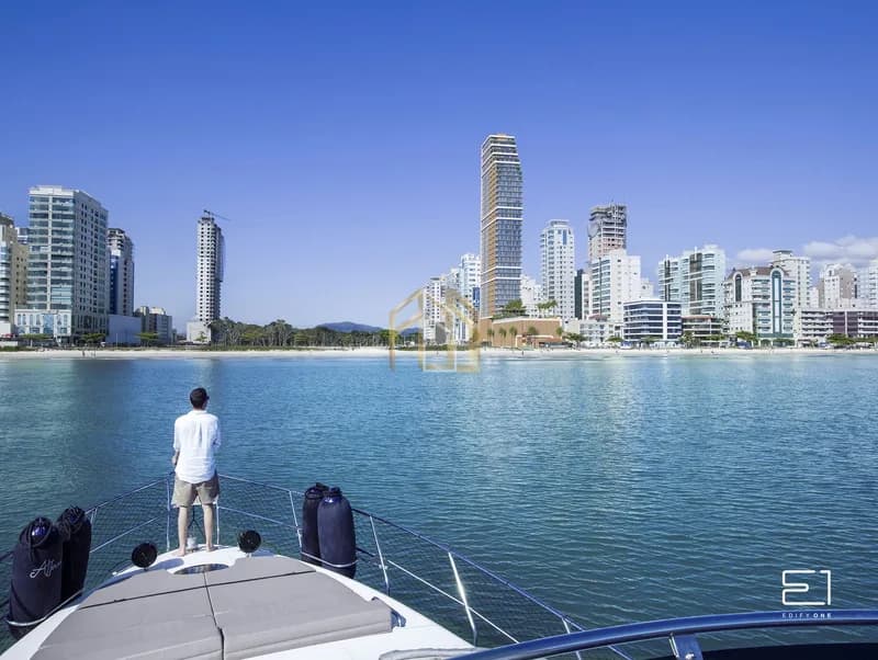 Apartamento 4q em Meia Praia, Itapema SC