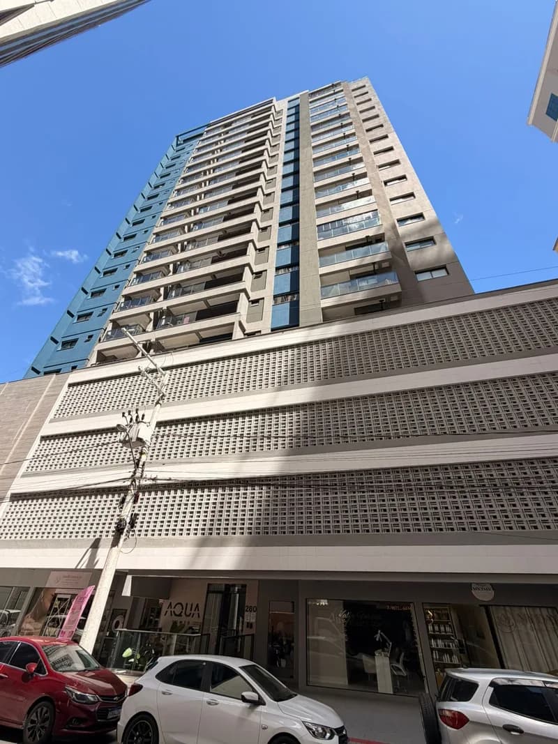 AQUA TOWER