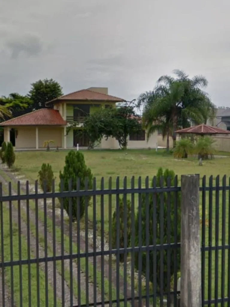 Casa 6 dorm. em Centro, Penha/SC · foto 3 | Família Broker
